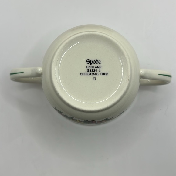 Spode Christmas Tree Baby 1st Christmas Mug with Green and Red Accents - Picture 4 of 13